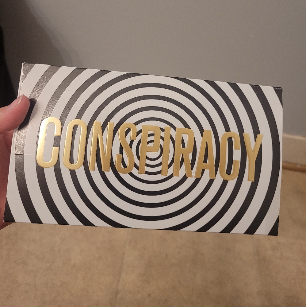 Shane Dawson conspiracy pallete